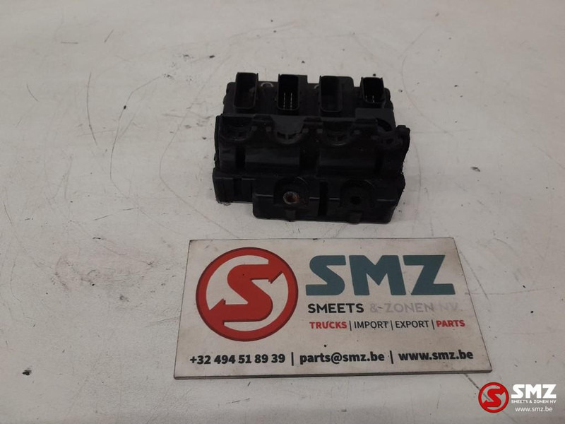 DAF Occ ECU ECAS 4x2 regeleenheid DAF - Bloc de gestion pour Camion: photos 2 DAF Occ ECU ECAS 4x2 regeleenheid DAF - Bloc de gestion pour Camion: photos 2