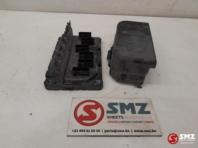 DAF Occ ECU lichtregeleenheid DAF - Bloc de gestion pour Camion: photos 4 DAF Occ ECU lichtregeleenheid DAF - Bloc de gestion pour Camion: photos 4