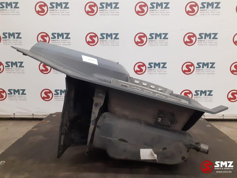 DAF Occ opstapbak links DAF - Cabine et intérieur pour Camion: photos 3 DAF Occ opstapbak links DAF - Cabine et intérieur pour Camion: photos 3