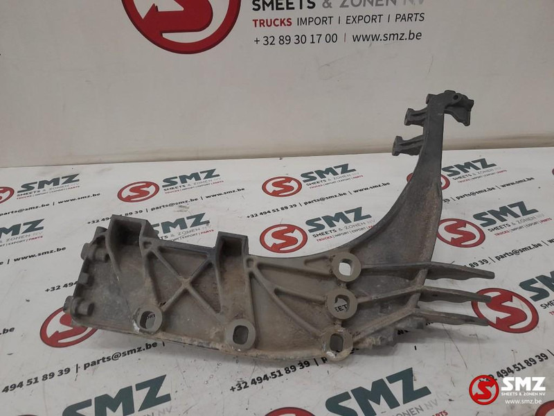 DAF Occ opstapsteun links DAF - Cabine et intérieur pour Camion: photos 2 DAF Occ opstapsteun links DAF - Cabine et intérieur pour Camion: photos 2