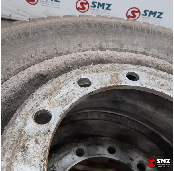 Diversen Occ vrachtwagenband Vaculug 315/70R22.5 154/150K - Pneu pour Camion: photos 2 Diversen Occ vrachtwagenband Vaculug 315/70R22.5 154/150K - Pneu pour Camion: photos 2
