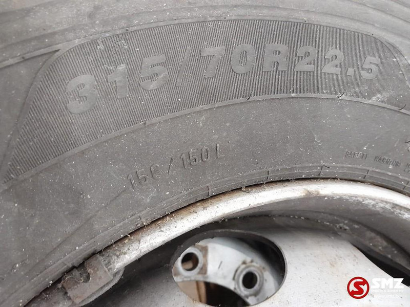 Goodyear Occ vrachtwagenband Goodyear 315/70R22.5 156/150L - Pneu pour Camion: photos 3 Goodyear Occ vrachtwagenband Goodyear 315/70R22.5 156/150L - Pneu pour Camion: photos 3