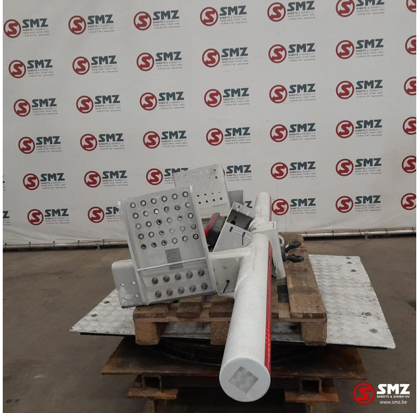 Iveco Occ achterbumper Iveco - Frame/ Châssis pour Camion: photos 4 Iveco Occ achterbumper Iveco - Frame/ Châssis pour Camion: photos 4