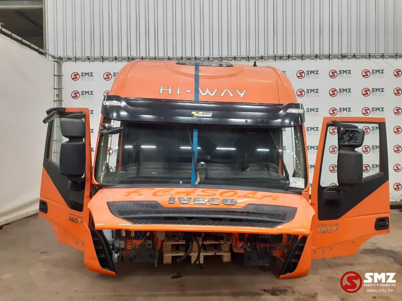 Iveco Occ cabine compleet Iveco Stralis HI Way euro 6 - Cabine et intérieur pour Camion: photos 2 Iveco Occ cabine compleet Iveco Stralis HI Way euro 6 - Cabine et intérieur pour Camion: photos 2