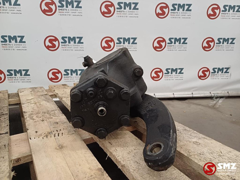 Iveco Occ stuurhuis Iveco - Boîtier de direction pour Camion: photos 3 Iveco Occ stuurhuis Iveco - Boîtier de direction pour Camion: photos 3