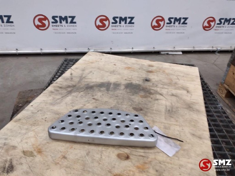 MAN Instaptrede tga - Marchepied pour Camion: photos 1 MAN Instaptrede tga - Marchepied pour Camion: photos 1