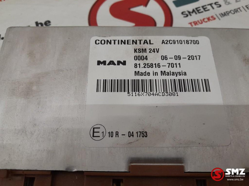 MAN Occ ECU KSM regeleenheid MAN - Bloc de gestion pour Camion: photos 5 MAN Occ ECU KSM regeleenheid MAN - Bloc de gestion pour Camion: photos 5