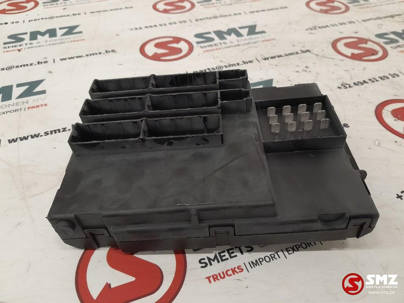 MAN Occ ECU ZBR2 regeleenheid MAN - Bloc de gestion pour Camion: photos 3 MAN Occ ECU ZBR2 regeleenheid MAN - Bloc de gestion pour Camion: photos 3