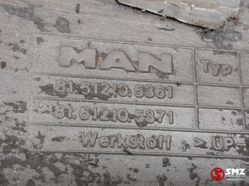 MAN Occ cabinespatbord links MAN - Carrosserie et extérieur pour Camion: photos 4 MAN Occ cabinespatbord links MAN - Carrosserie et extérieur pour Camion: photos 4
