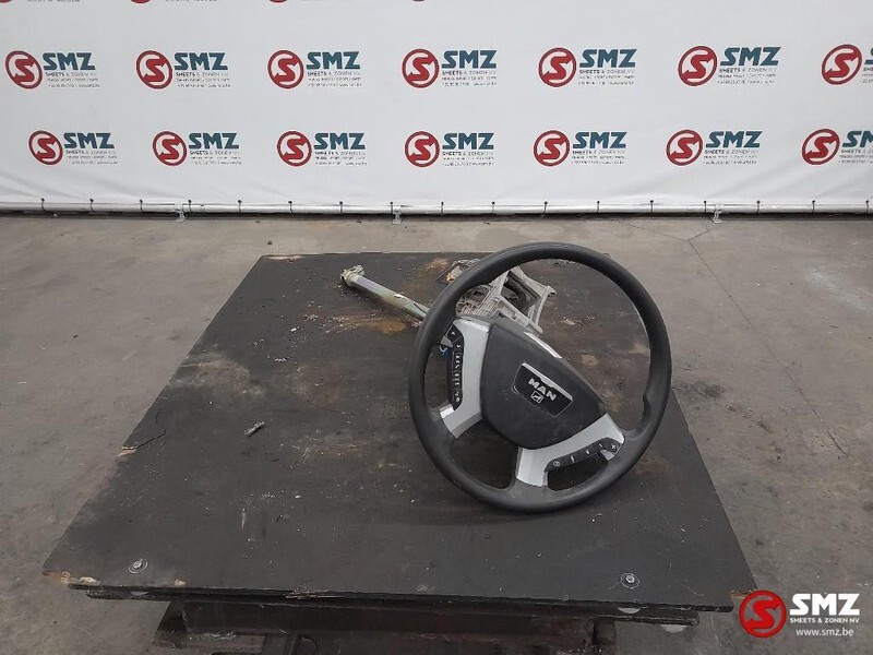 MAN Occ complete stuurkolom MAN TGS 81461136236 - Commande de gouvernail pour Camion: photos 1 MAN Occ complete stuurkolom MAN TGS 81461136236 - Commande de gouvernail pour Camion: photos 1