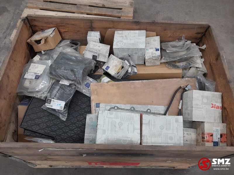 Moteur et pièces pour Camion neuf Mercedes-Benz Lot diverse motoronderdelen mercedes: photos 11