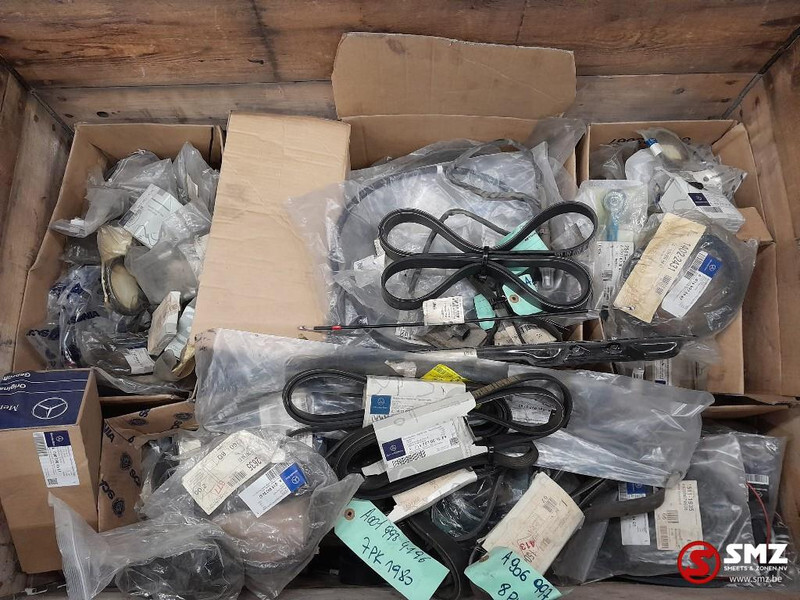 Moteur et pièces pour Camion neuf Mercedes-Benz Lot diverse motoronderdelen mercedes: photos 6