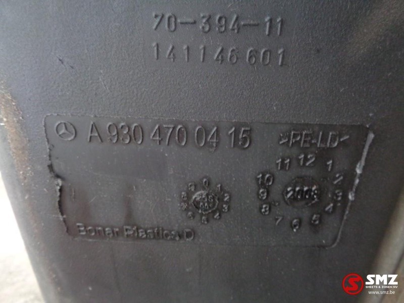 Mercedes-Benz Occ adbleu tank 85L - AdBlue réservoir pour Camion: photos 4 Mercedes-Benz Occ adbleu tank 85L - AdBlue réservoir pour Camion: photos 4