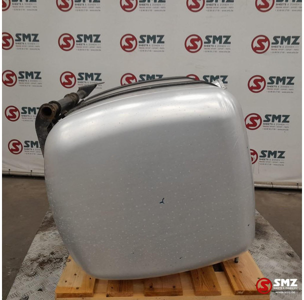 Mercedes-Benz Occ brandstoftank 390L Mercedes - Réservoir de carburant pour Camion: photos 4 Mercedes-Benz Occ brandstoftank 390L Mercedes - Réservoir de carburant pour Camion: photos 4