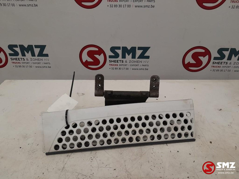 Mercedes-Benz Occ grille linksonder Mercedes - Calandre pour Camion: photos 1 Mercedes-Benz Occ grille linksonder Mercedes - Calandre pour Camion: photos 1