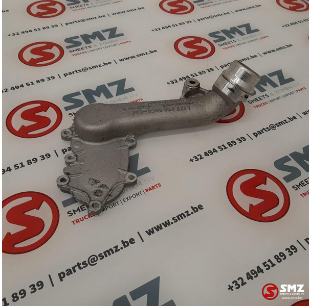 Mercedes-Benz Occ koelvloeistofinlaataansluiting waterpomp AMG C - Moteur et pièces pour Voiture: photos 4 Mercedes-Benz Occ koelvloeistofinlaataansluiting waterpomp AMG C - Moteur et pièces pour Voiture: photos 4