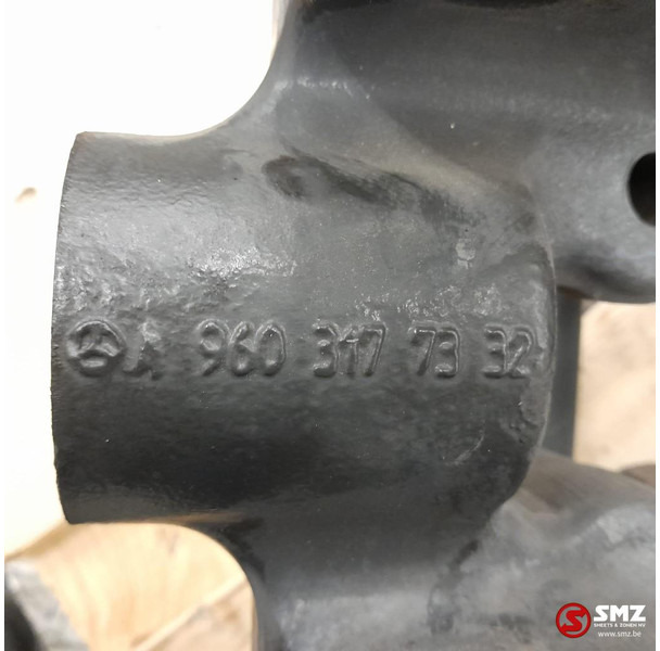 Mercedes-Benz Occ montagebeugels rechts Mercedes - Frame/ Châssis pour Camion: photos 5 Mercedes-Benz Occ montagebeugels rechts Mercedes - Frame/ Châssis pour Camion: photos 5