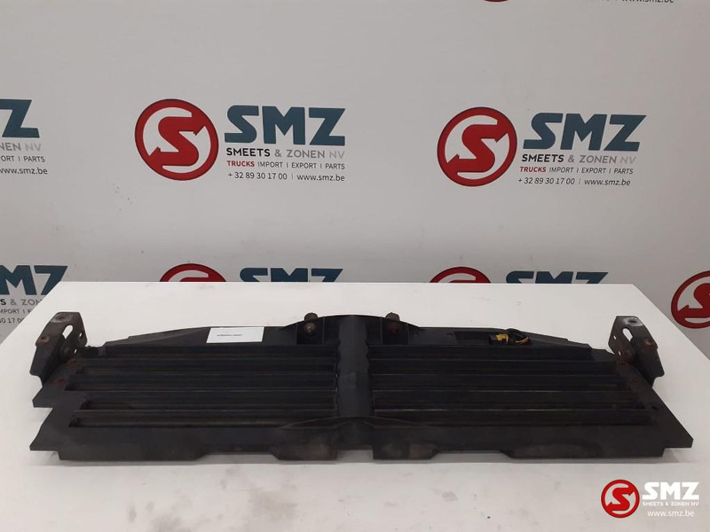 Mercedes-Benz Occ radiatorgrille Mercedes - Calandre pour Camion: photos 1 Mercedes-Benz Occ radiatorgrille Mercedes - Calandre pour Camion: photos 1