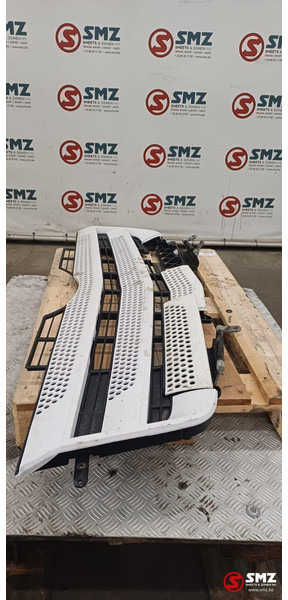 Mercedes-Benz Occ radiatorgrille Mercedes - Calandre pour Camion: photos 3 Mercedes-Benz Occ radiatorgrille Mercedes - Calandre pour Camion: photos 3