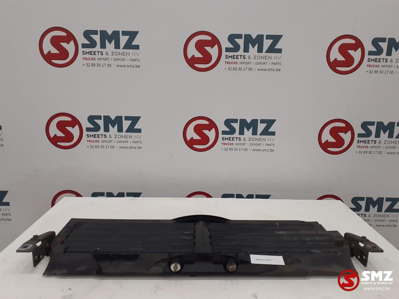 Mercedes-Benz Occ radiatorgrille Mercedes - Calandre pour Camion: photos 1 Mercedes-Benz Occ radiatorgrille Mercedes - Calandre pour Camion: photos 1