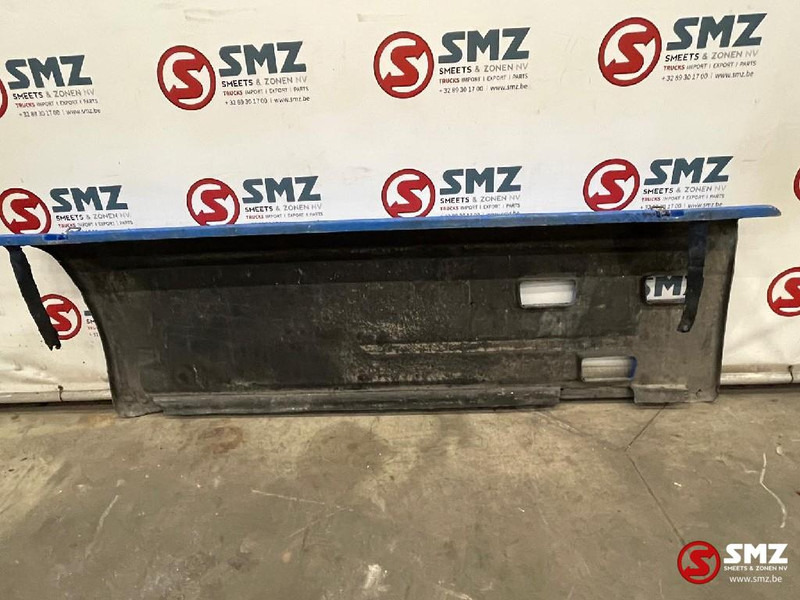 Mercedes-Benz Occ set sideskirts links + rechts Mercedes SK - Frame/ Châssis pour Camion: photos 5 Mercedes-Benz Occ set sideskirts links + rechts Mercedes SK - Frame/ Châssis pour Camion: photos 5