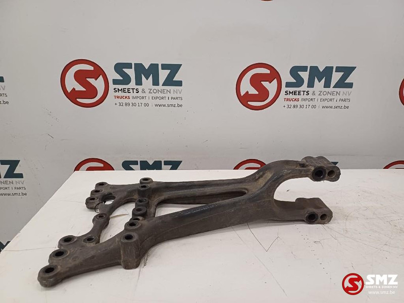 Mercedes-Benz Occ stabilisatorsteun aandrijfas rechts Mercedes - Frame/ Châssis pour Camion: photos 1 Mercedes-Benz Occ stabilisatorsteun aandrijfas rechts Mercedes - Frame/ Châssis pour Camion: photos 1