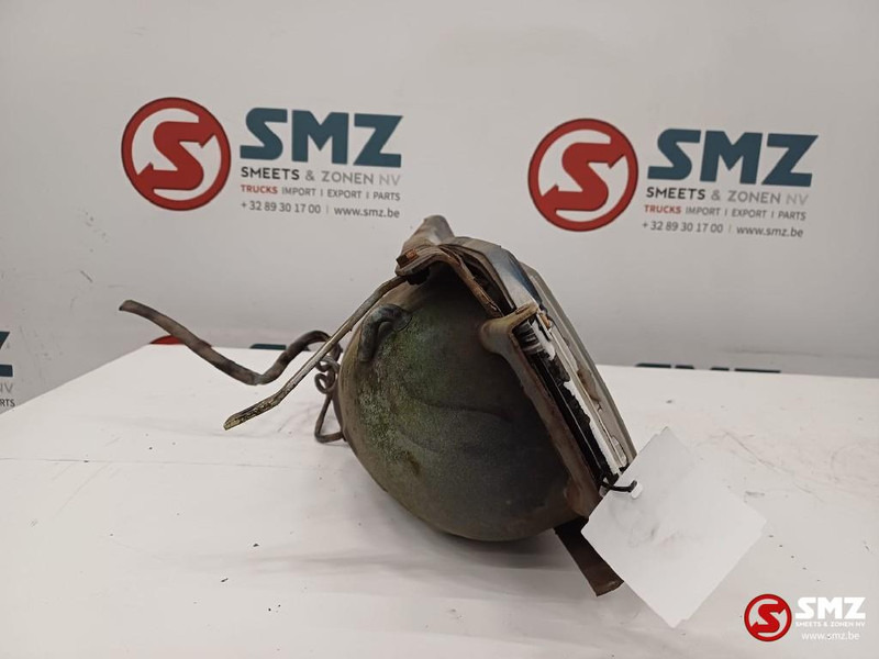 Mercedes-Benz Occ voorbumper + koplamp rechts Mercedes - Pare-chocs pour Camion: photos 4 Mercedes-Benz Occ voorbumper + koplamp rechts Mercedes - Pare-chocs pour Camion: photos 4