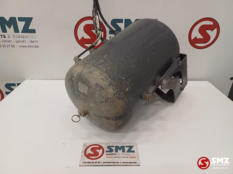 DAF Occ luchtketel 36L 12,5Bar DAF - Pièces de rechange pour Camion: photos 4 DAF Occ luchtketel 36L 12,5Bar DAF - Pièces de rechange pour Camion: photos 4