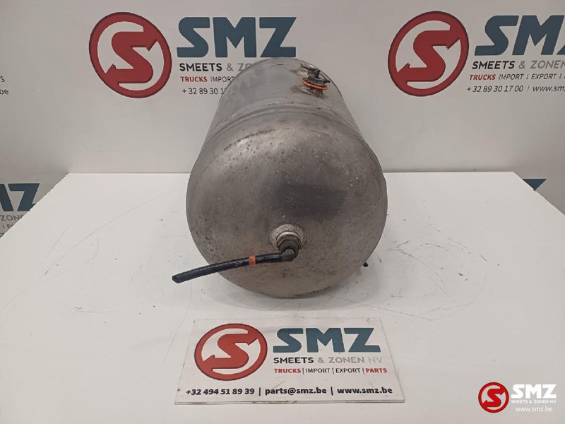 Renault Occ luchtketel 40L 13Bar Renault - Pièces de rechange pour Camion: photos 4 Renault Occ luchtketel 40L 13Bar Renault - Pièces de rechange pour Camion: photos 4