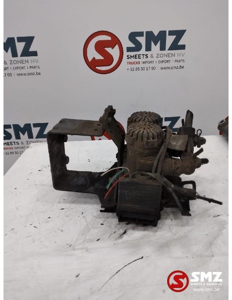 Volvo Occ EBS regeleenheid Volvo FH K037827 - Pièces de rechange pour Camion: photos 2 Volvo Occ EBS regeleenheid Volvo FH K037827 - Pièces de rechange pour Camion: photos 2