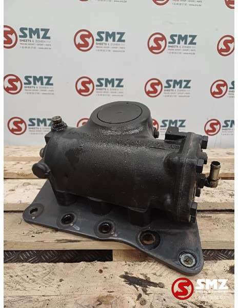 Renault Occ Stuurhuis Renault - Boîtier de direction pour Camion: photos 1 Renault Occ Stuurhuis Renault - Boîtier de direction pour Camion: photos 1