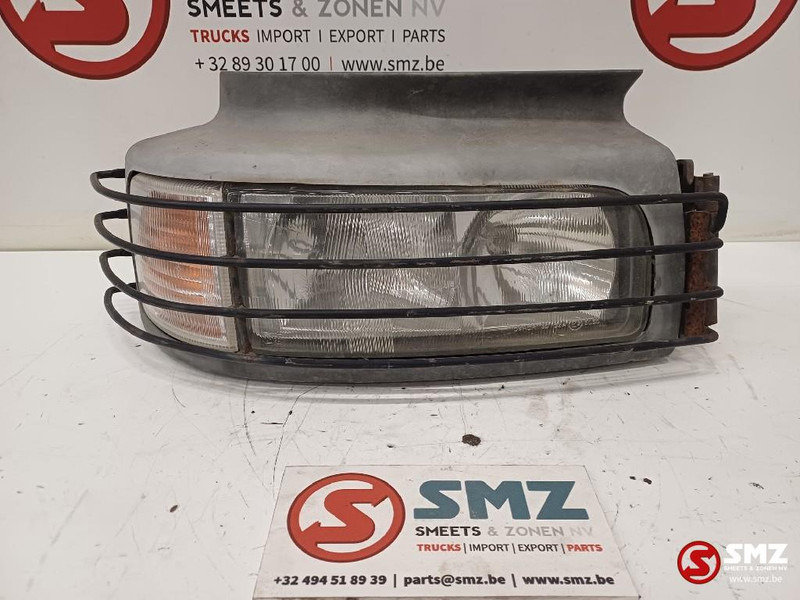 Renault Occ koplamp rechts Renault - Feu avant pour Camion: photos 1 Renault Occ koplamp rechts Renault - Feu avant pour Camion: photos 1