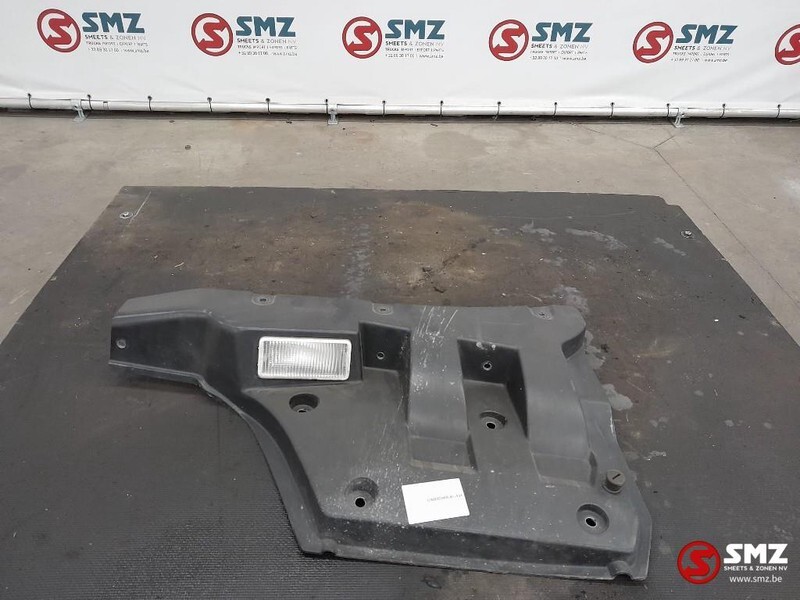 Renault Occ portierverlengstuk Renault T 7482516626 - Portière et pièces pour Camion: photos 2 Renault Occ portierverlengstuk Renault T 7482516626 - Portière et pièces pour Camion: photos 2