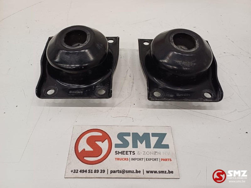 Renault Occ set motorsteunen Renault - Support de moteur pour Camion: photos 3 Renault Occ set motorsteunen Renault - Support de moteur pour Camion: photos 3