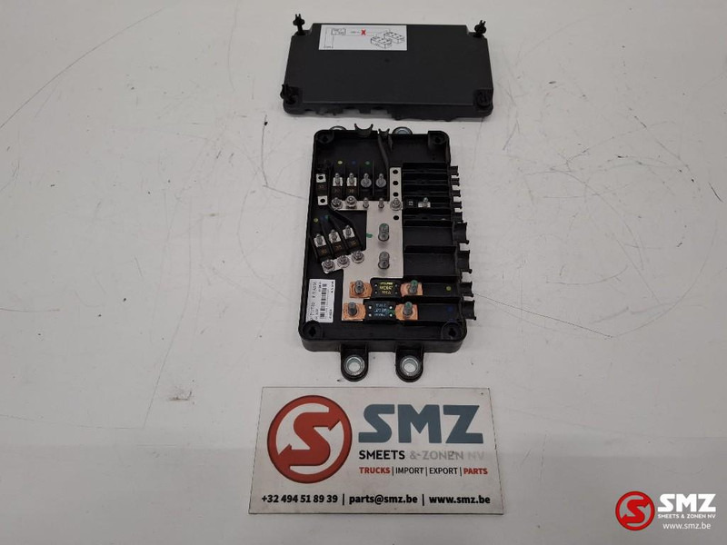 Renault Occ zekeringskast Renault - Système électrique pour Camion: photos 2 Renault Occ zekeringskast Renault - Système électrique pour Camion: photos 2