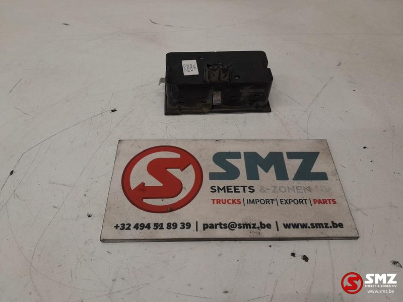 Scania Occ lichtschakelaar Scania - Système électrique pour Camion: photos 5 Scania Occ lichtschakelaar Scania - Système électrique pour Camion: photos 5