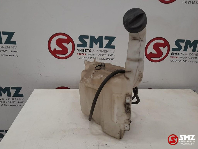 Scania Occ ruitensproeierreservoir Scania - Essuie-glace pour Camion: photos 5 Scania Occ ruitensproeierreservoir Scania - Essuie-glace pour Camion: photos 5