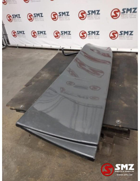 Volvo Occ cabinespoiler links Volvo FH 2371073 - Aérodynamique/ Spoilers pour Camion: photos 1 Volvo Occ cabinespoiler links Volvo FH 2371073 - Aérodynamique/ Spoilers pour Camion: photos 1