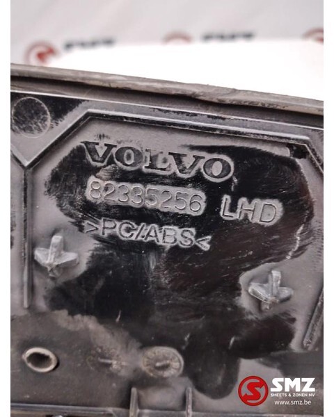 Volvo Occ display radio Volvo FH4 - Panel de instrumentos pour Camion: photos 2 Volvo Occ display radio Volvo FH4 - Panel de instrumentos pour Camion: photos 2