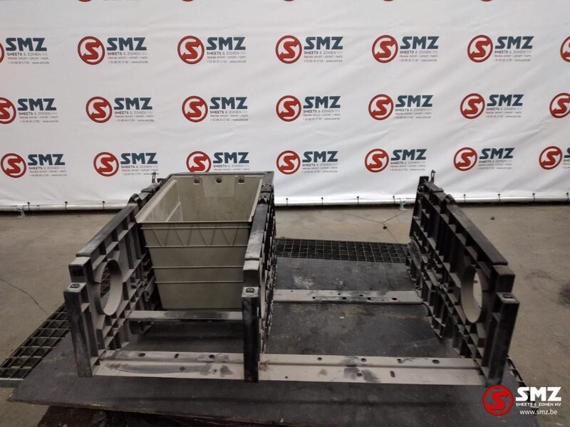 Volvo Occ lade bestuurderszijde Volvo FH4 - Cabine et intérieur pour Camion: photos 2 Volvo Occ lade bestuurderszijde Volvo FH4 - Cabine et intérieur pour Camion: photos 2