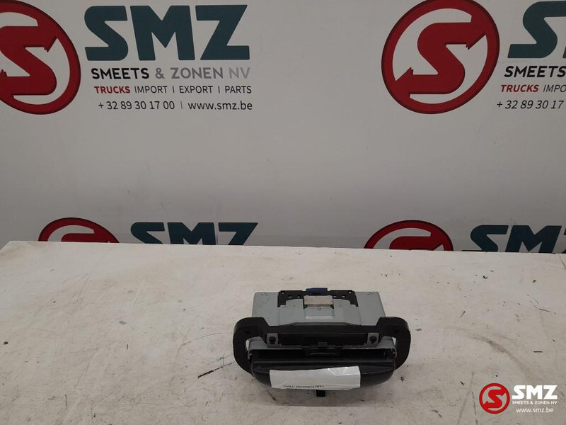 Volvo Occ scherm navigatie Volvo - Système électrique pour Camion: photos 2 Volvo Occ scherm navigatie Volvo - Système électrique pour Camion: photos 2