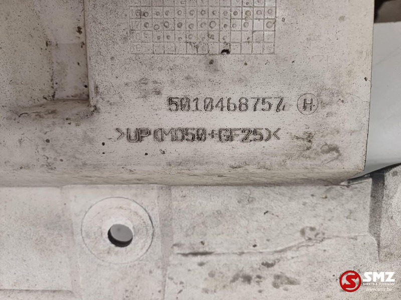 Volvo Occ spatbord links Volvo - Carrosserie et extérieur pour Camion: photos 5 Volvo Occ spatbord links Volvo - Carrosserie et extérieur pour Camion: photos 5