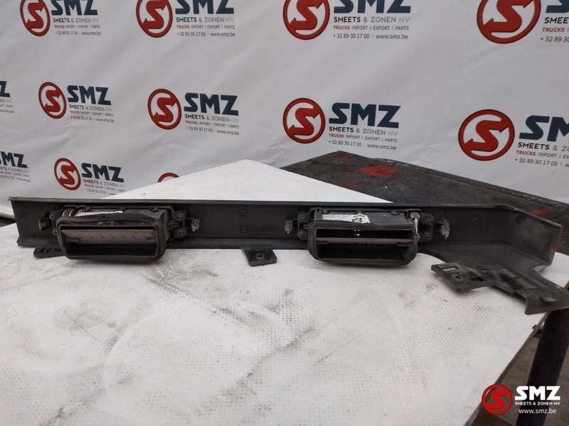 Volvo Occ ventilatie paneel Volvo FH4 - Cabine et intérieur pour Camion: photos 2 Volvo Occ ventilatie paneel Volvo FH4 - Cabine et intérieur pour Camion: photos 2