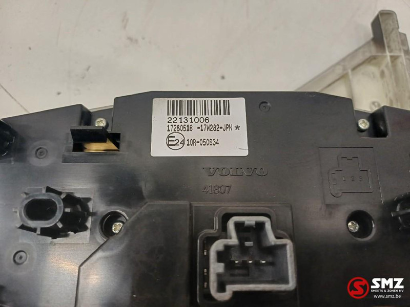 Volvo Occ verwarmingsregeleenheid Volvo - Système électrique pour Camion: photos 3 Volvo Occ verwarmingsregeleenheid Volvo - Système électrique pour Camion: photos 3