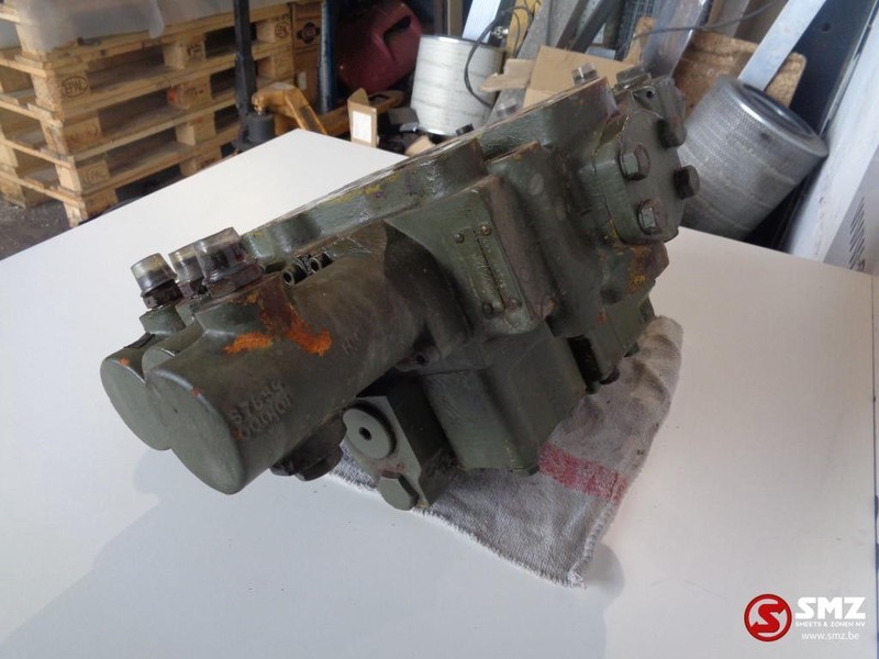Zettelmeyer Occ stuur ventiel ZL3000 - Valve hydraulique pour Camion: photos 4 Zettelmeyer Occ stuur ventiel ZL3000 - Valve hydraulique pour Camion: photos 4