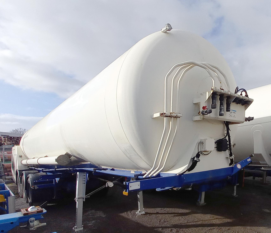 AGA Cryo Gas tank semi-trailer cryogenic used for nitrogen, argon, oxygen, LIN, LOX, LAR. - Semi-remorque citerne: photos 1 AGA Cryo Gas tank semi-trailer cryogenic used for nitrogen, argon, oxygen, LIN, LOX, LAR. - Semi-remorque citerne: photos 1