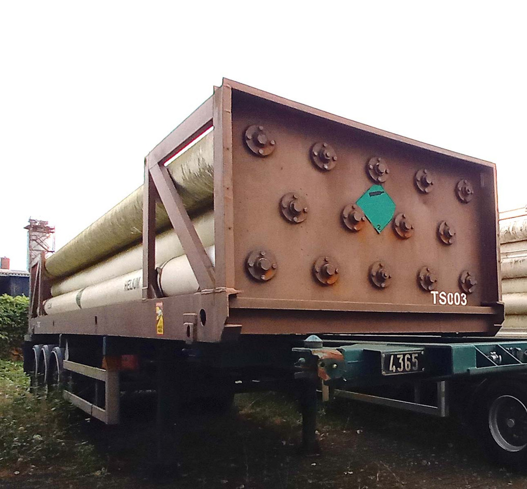 FRUEHAUF Gas, compressed helium, hydrogen, Wasserstoff, 196 bar - Semi-remorque citerne: photos 1 FRUEHAUF Gas, compressed helium, hydrogen, Wasserstoff, 196 bar - Semi-remorque citerne: photos 1