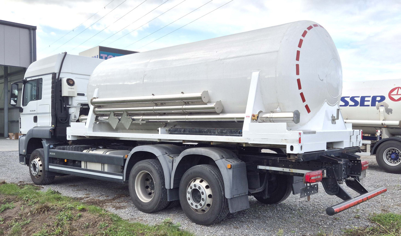 MAN Tank gas truck cryogenic used for oxygen, nitrogen, argon, LIN, LOX, LAR - Camion citerne: photos 4 MAN Tank gas truck cryogenic used for oxygen, nitrogen, argon, LIN, LOX, LAR - Camion citerne: photos 4