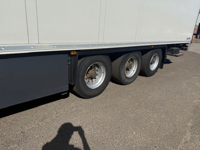 Diversen Thermoking SLXe 300 Laadklep - Semi-remorque frigorifique: photos 5 Diversen Thermoking SLXe 300 Laadklep - Semi-remorque frigorifique: photos 5