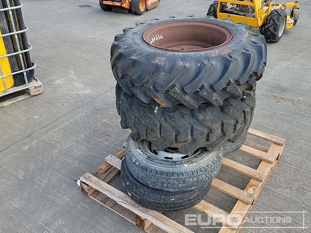 10.5-18 Tyre & Rim (2 of), 165R13C Tyre & Rim (4 of) - Pneu: photos 3 10.5-18 Tyre & Rim (2 of), 165R13C Tyre & Rim (4 of) - Pneu: photos 3
